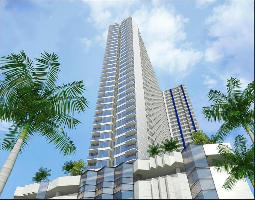 Breeze Residences - 1Br Unit With Balcony -Top Floor Manila Esterno foto